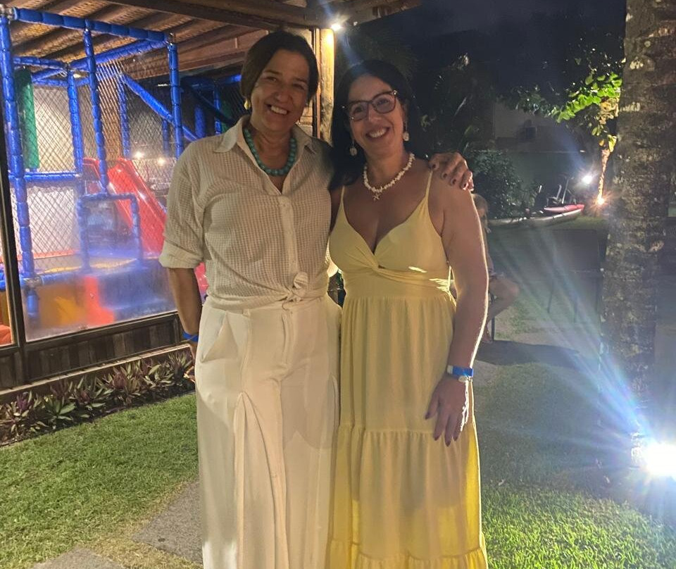 卡兰波拉酒店主图