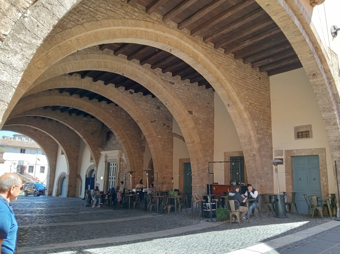 Archi della Ragione o Portico Comunale-Anagni必去景点