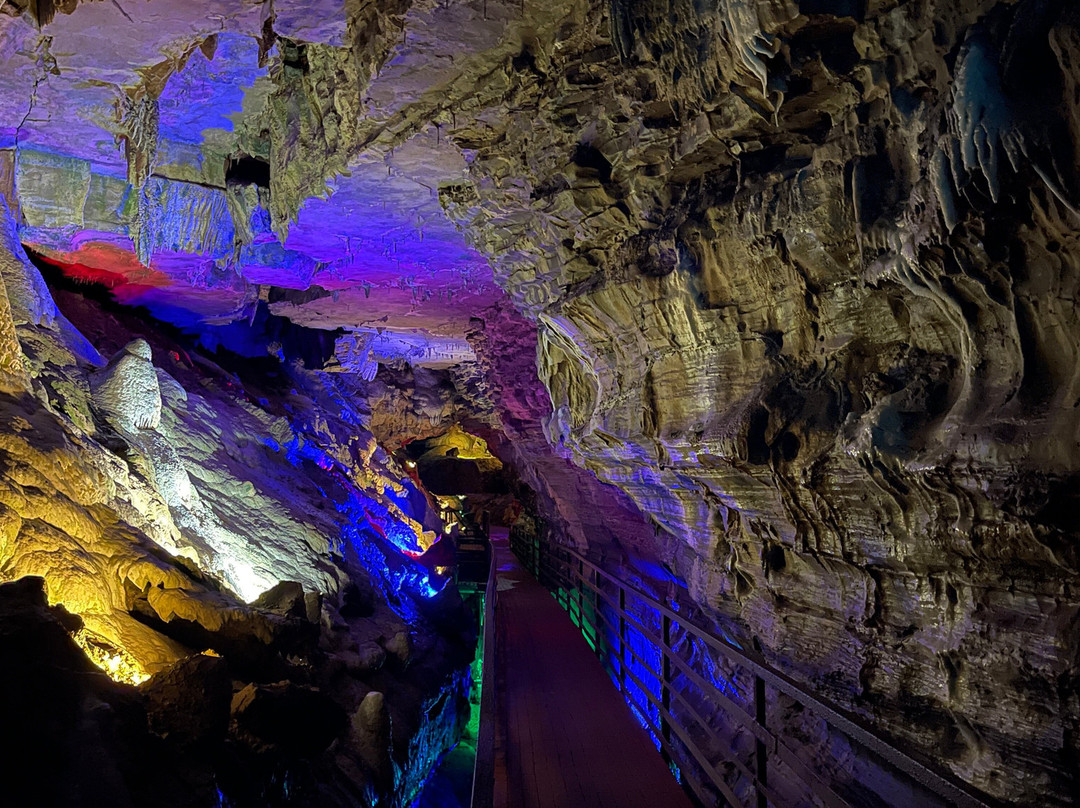 Howe Caverns-Howes Cave必去景点
