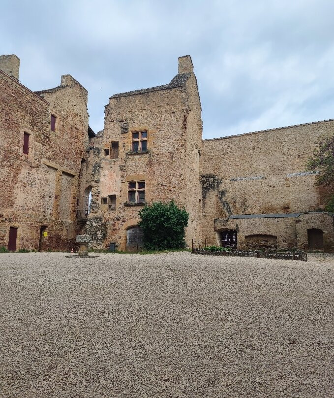 Chateau of Castelnau-Bretenoux-Prudhomat必去景点