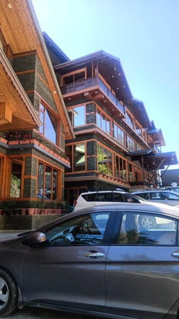 马拉里高地度假酒店-旅行者
