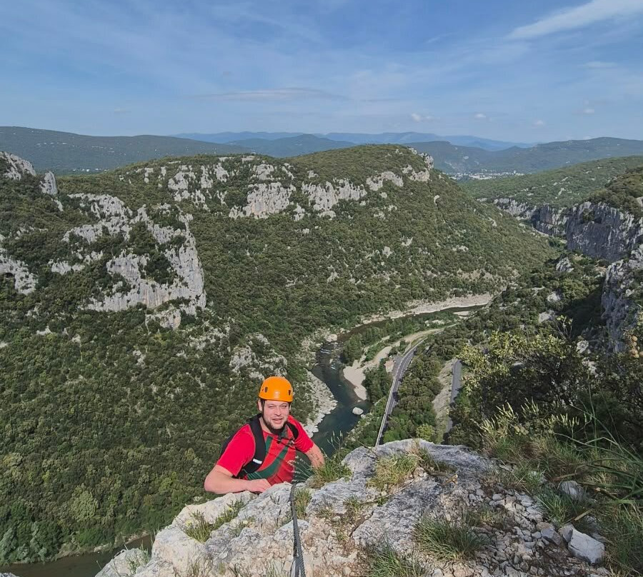 Bureau des Moniteurs de la Vallée de l'Herault-冈热必去景点