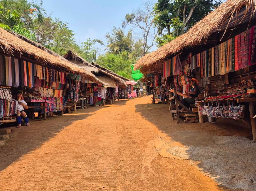 Longneck Karen Village-清莱必去景点