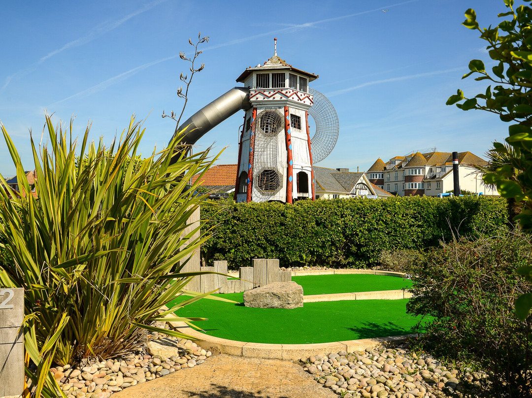 Greensward Adventure Golf-滨海克拉克顿必去景点