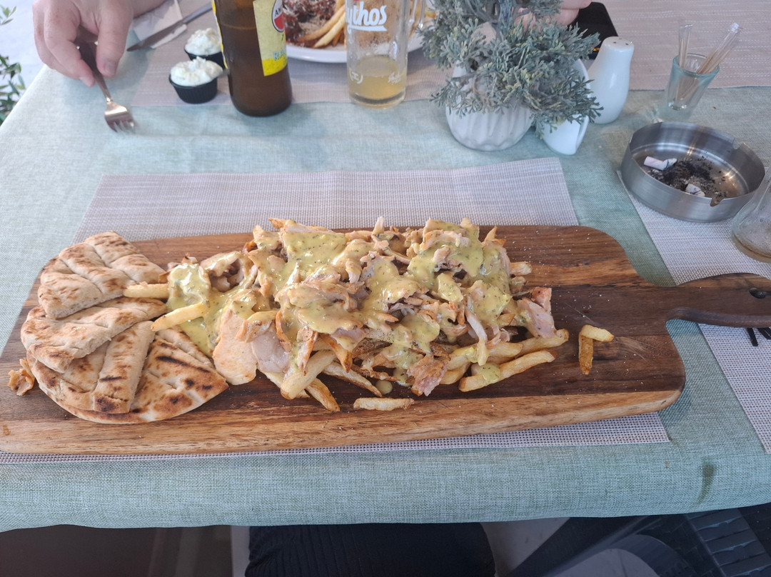 Destaro Cafe & Restaurant