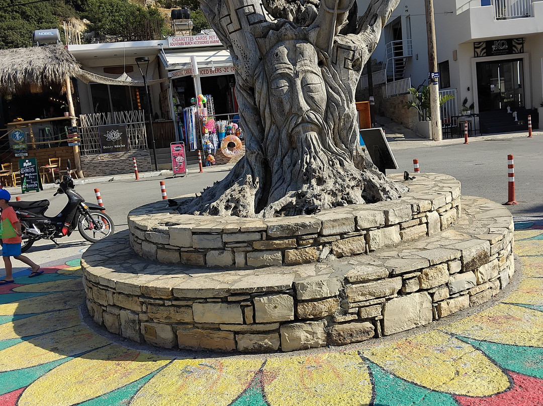 Matala Beach-马塔拉必去景点