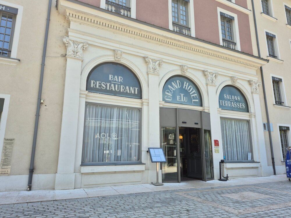 尤里吉雷大 Spa 酒店-旅行者