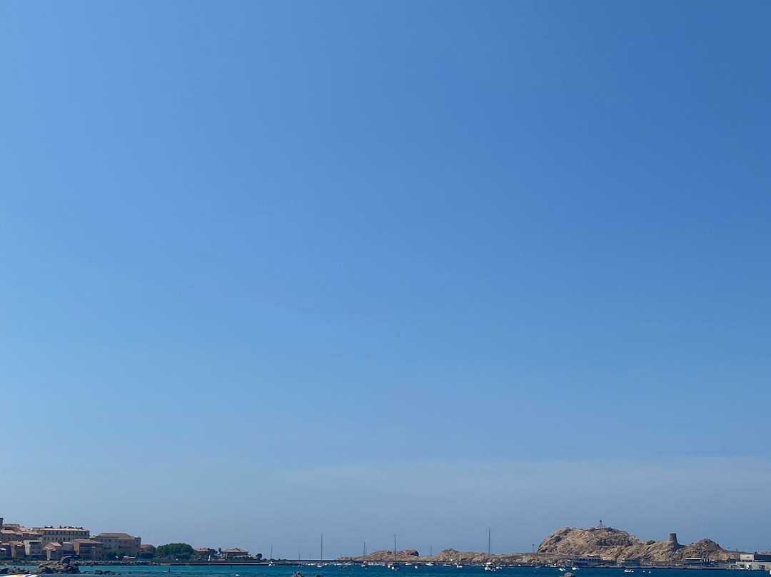 Plage de L'Île-Rousse-Ile Rousse必去景点
