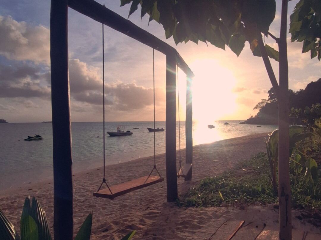 Banana Sea Club-Anse Boileau必去景点
