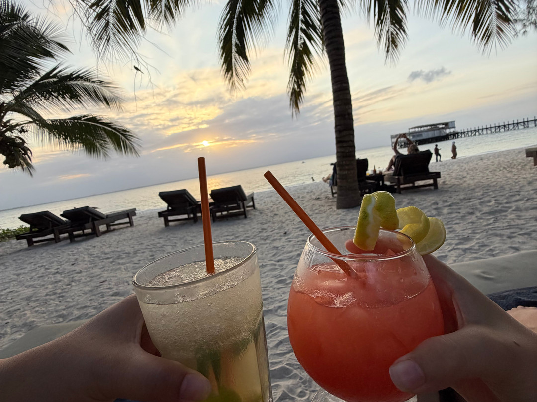 米查维日落湾酒店主图