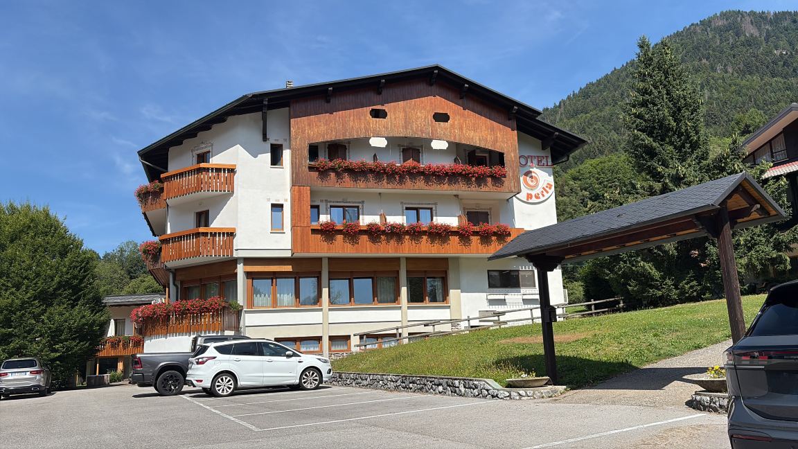 拉沛拉酒店-旅行者