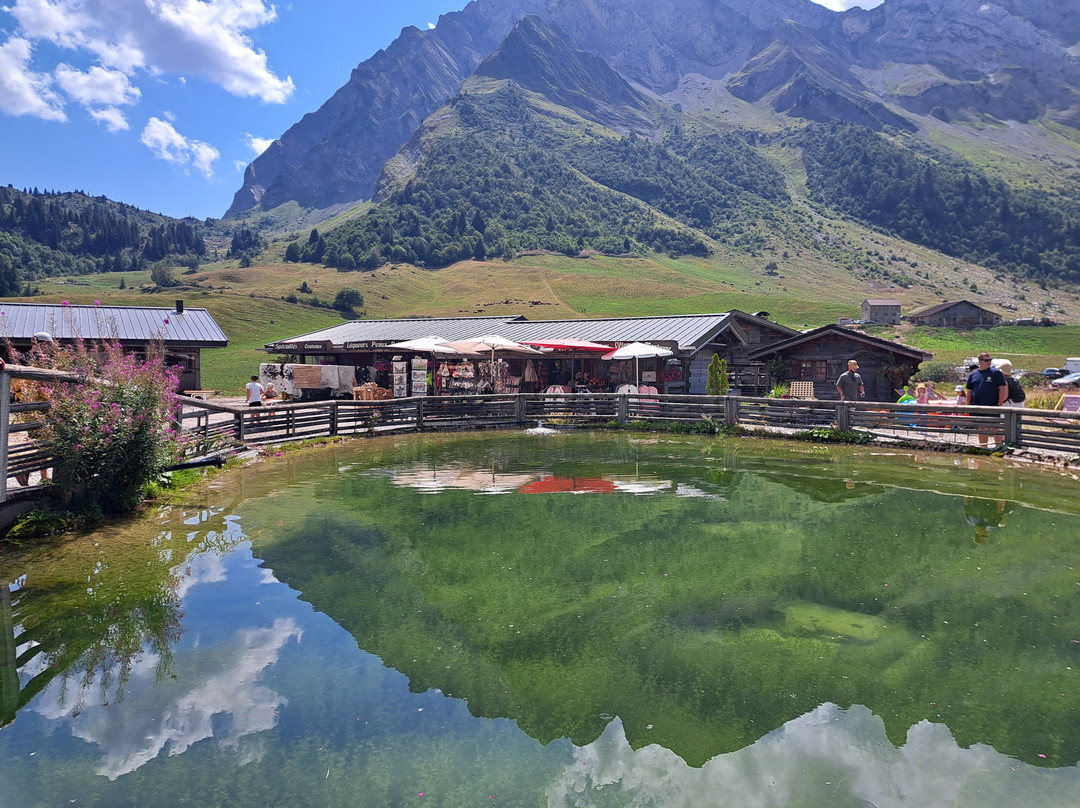 Col des Aravis-拉克吕萨必去景点