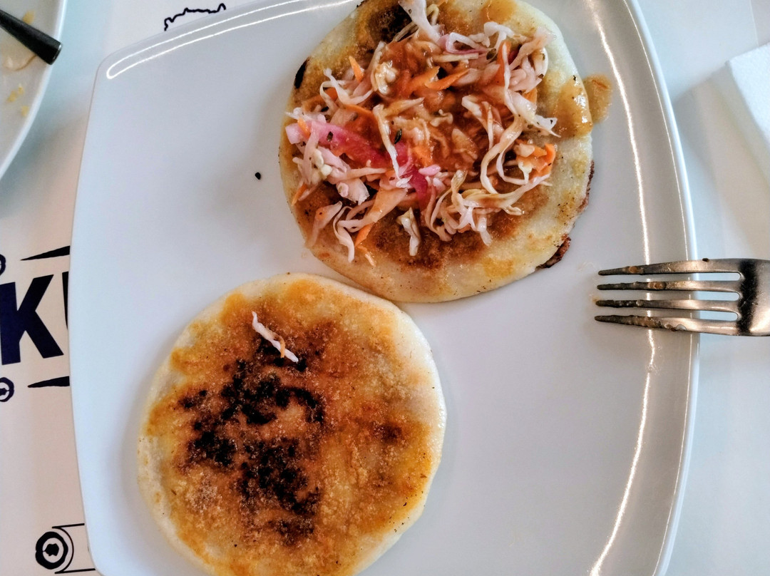 Kuxkatan Pizzeria & Pupuseria