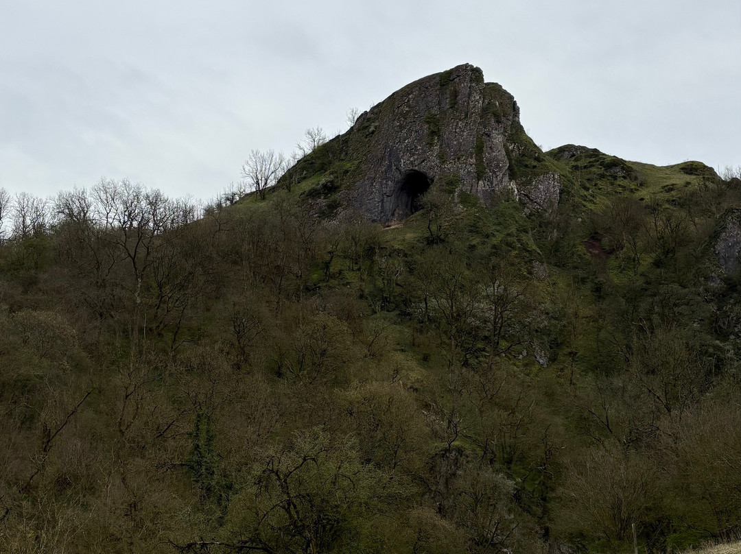 Thor's Cave-Wetton必去景点