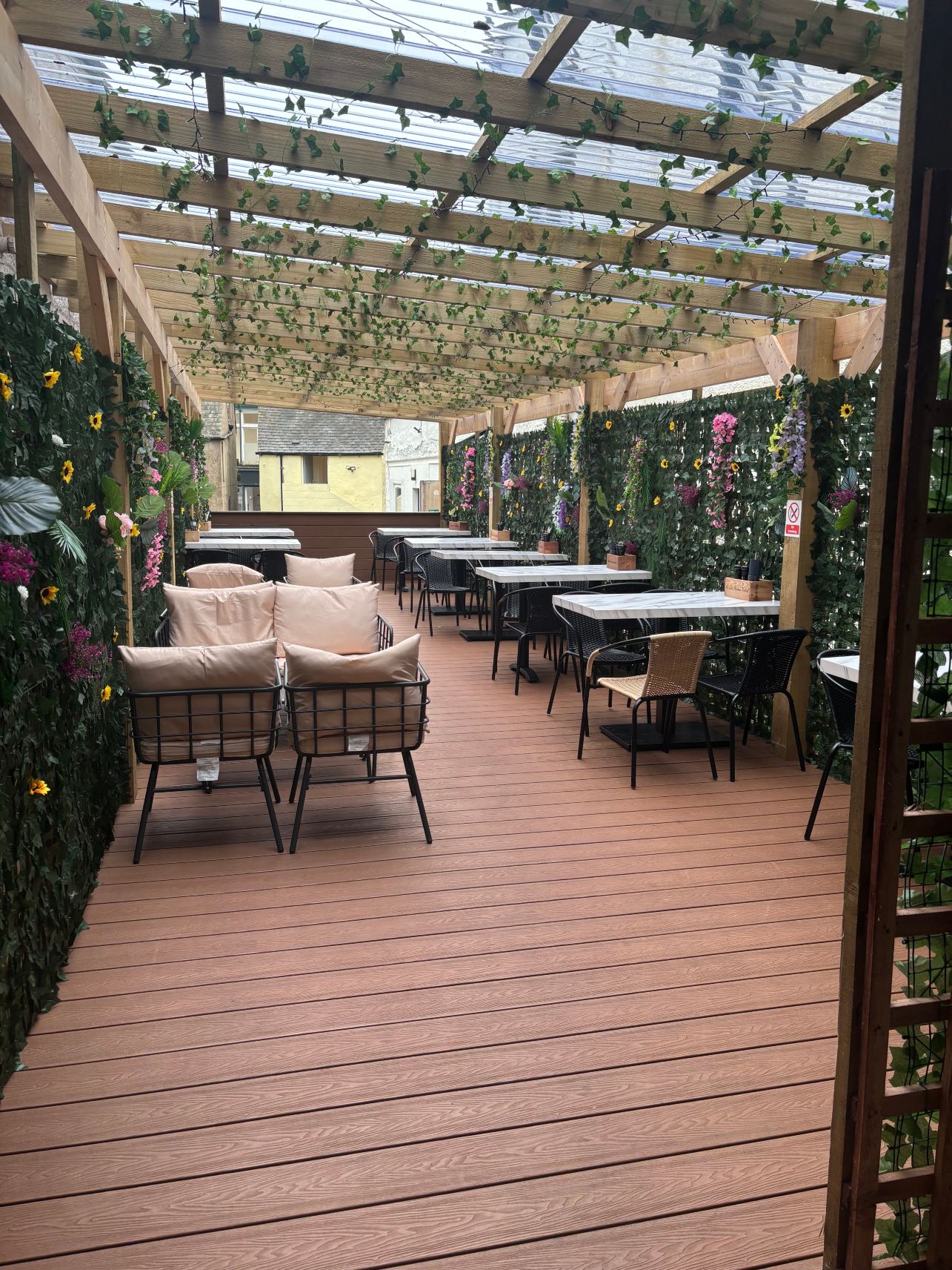 艾尔利阿姆斯酒店-旅行者