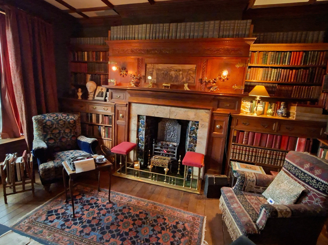 Wightwick Manor and Gardens-沃尔夫汉普顿必去景点
