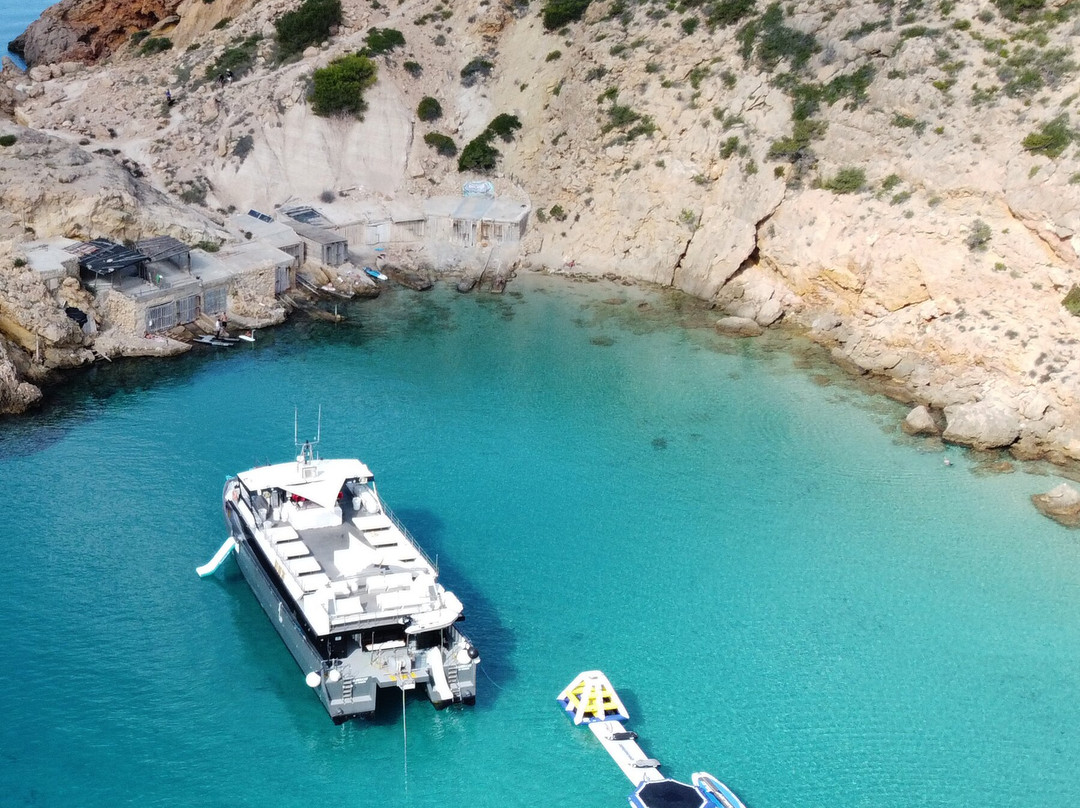 Ibiza Boat Club-博萨海滩必去景点