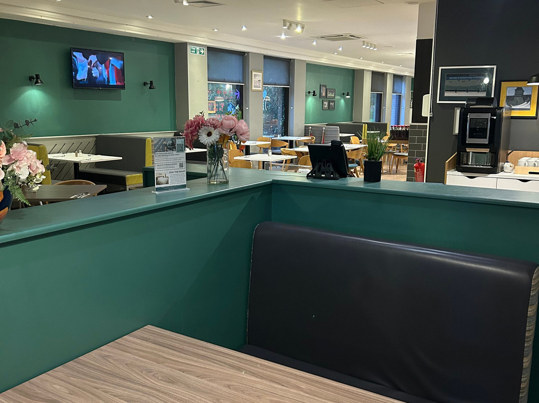 Holiday Inn 海多克M6，JCT.23主图