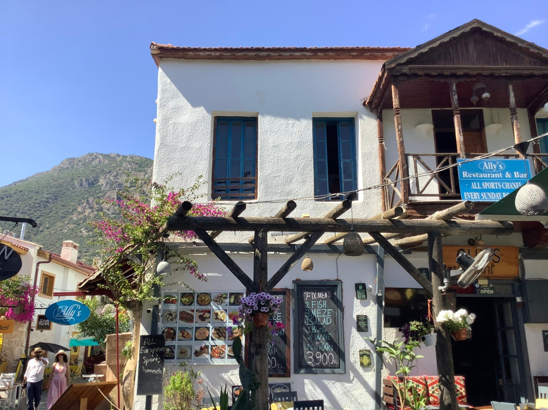 Uzun Çarşı Caddesi-卡斯必去景点
