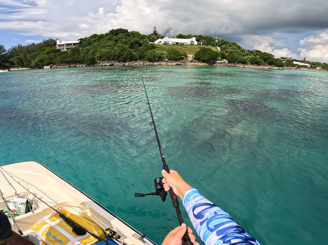 Blue Hole Water Sports-Hamilton Parish必去景点