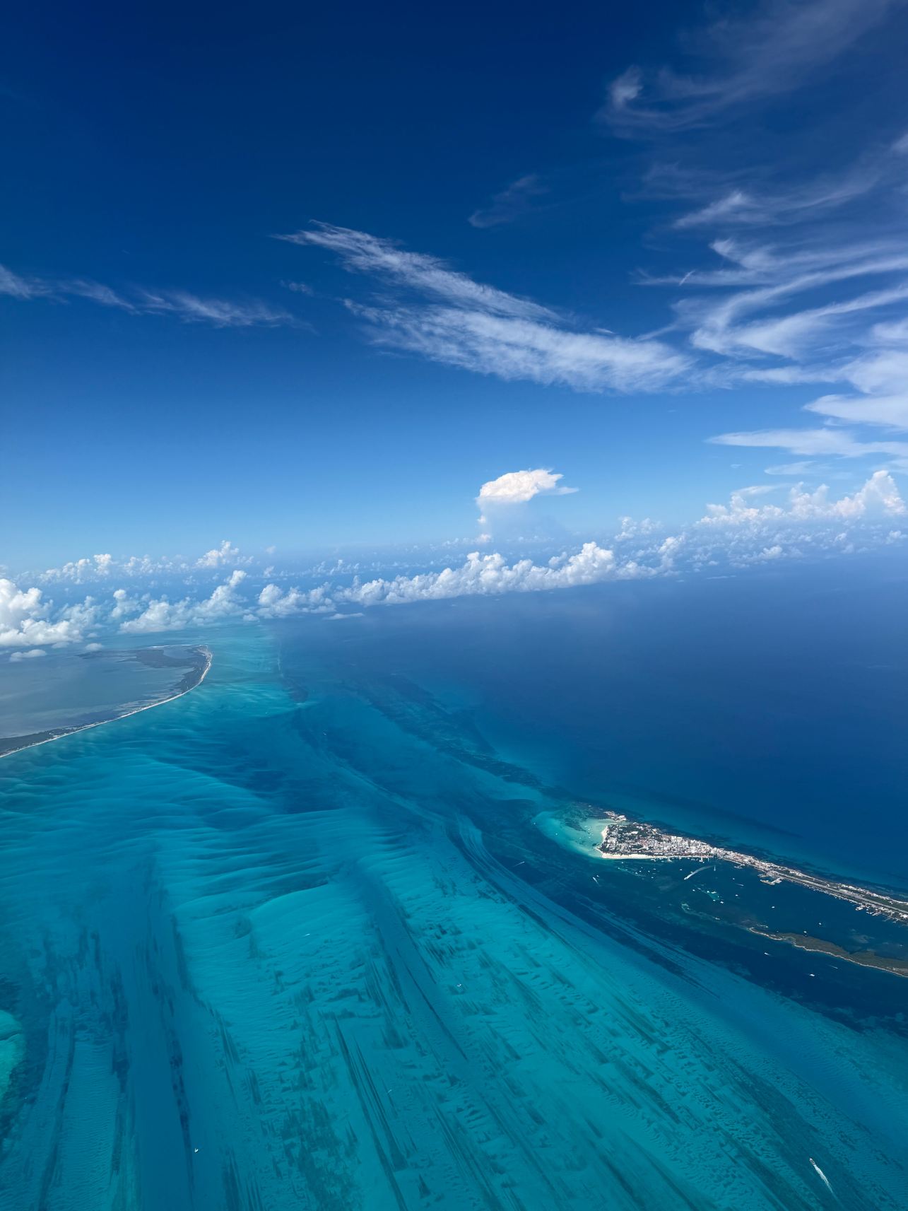 卓越女人海滩度假村-全包型-限大人-旅行者