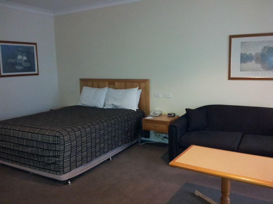 Young Federation Motor Inn