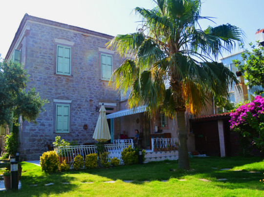 Cunda Has Konak Otel