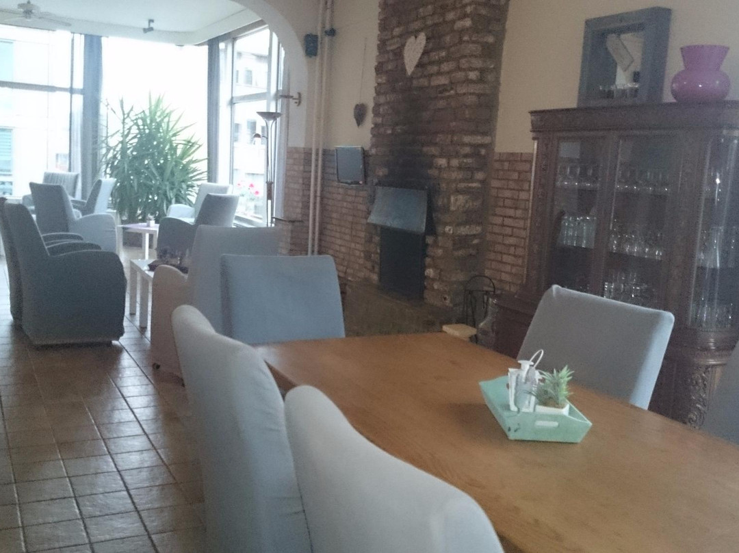 Schimmert酒店住宿-Familiehotel Roo