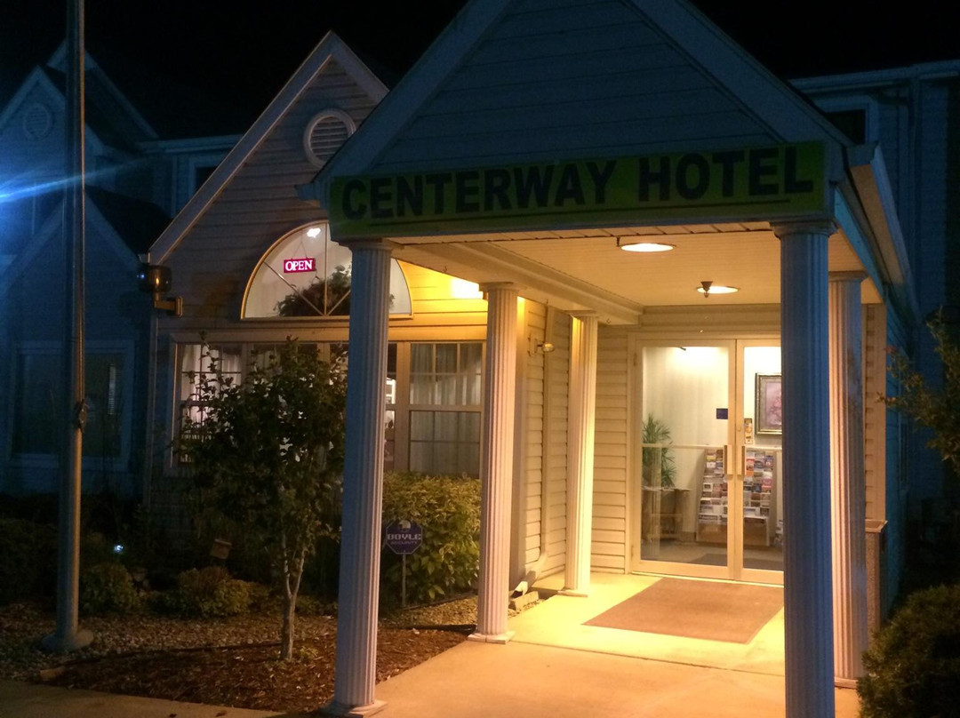 North Tonawanda酒店住宿-CenterWay Hotel