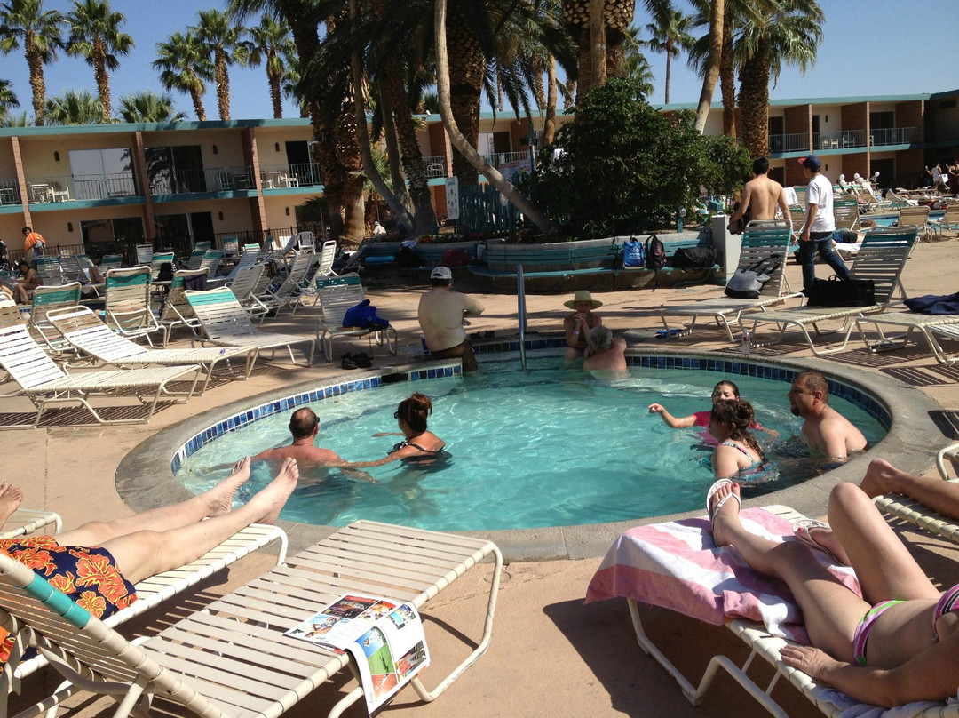 Desert Hot Springs Spa-沙漠温泉必去景点