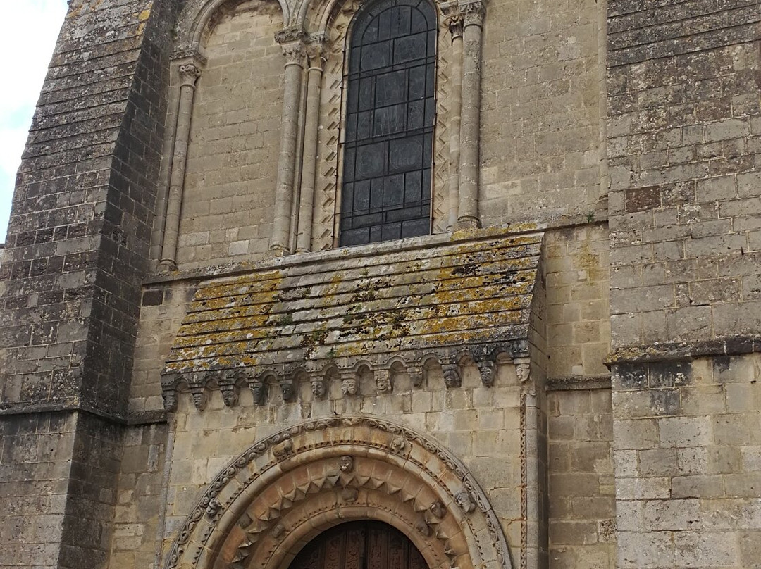Eglise Notre Dame景点图片