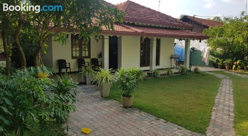 Shalomi's Villa & Happy Home