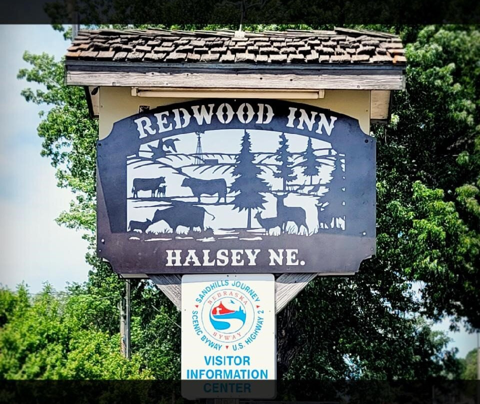 Redwood Inn