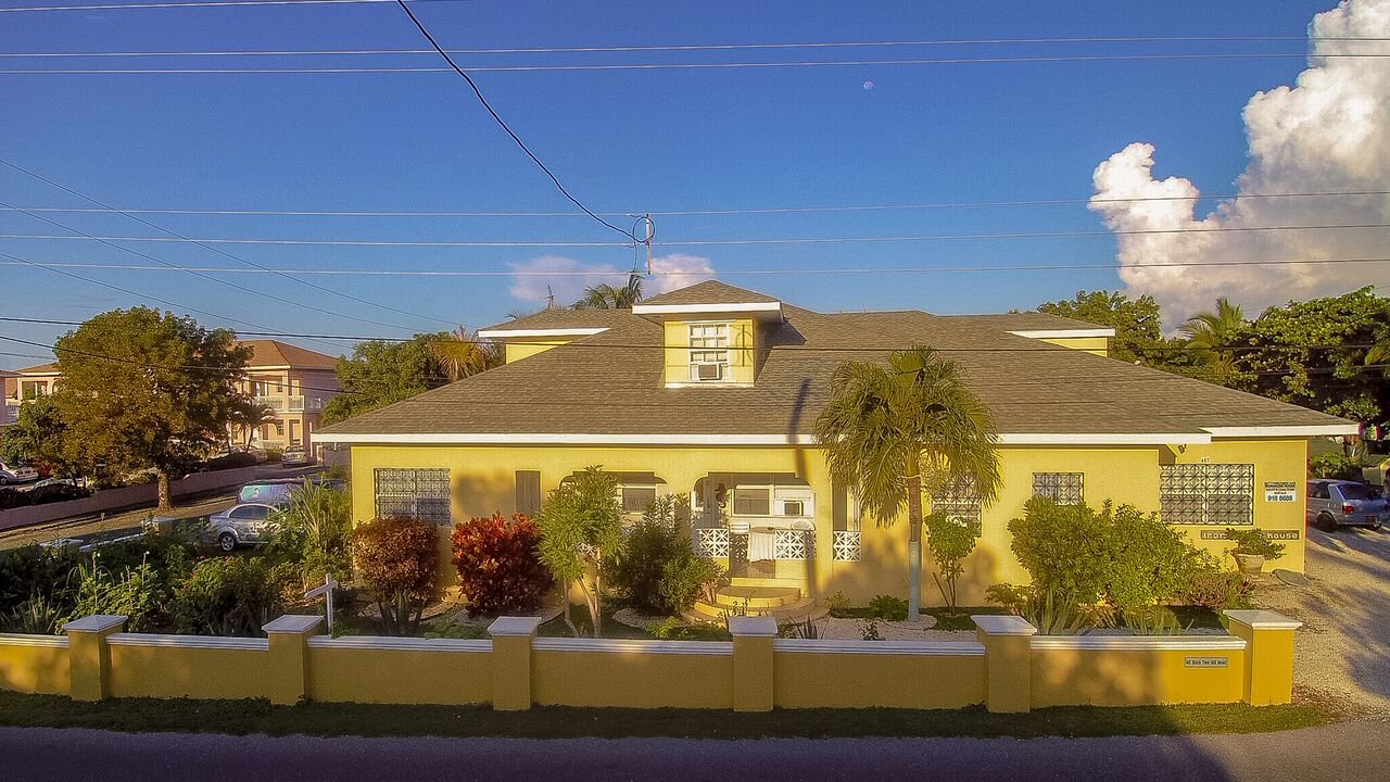 Iron Shore Guest House-官方
