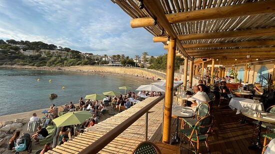 Plage de Portissol景点图片