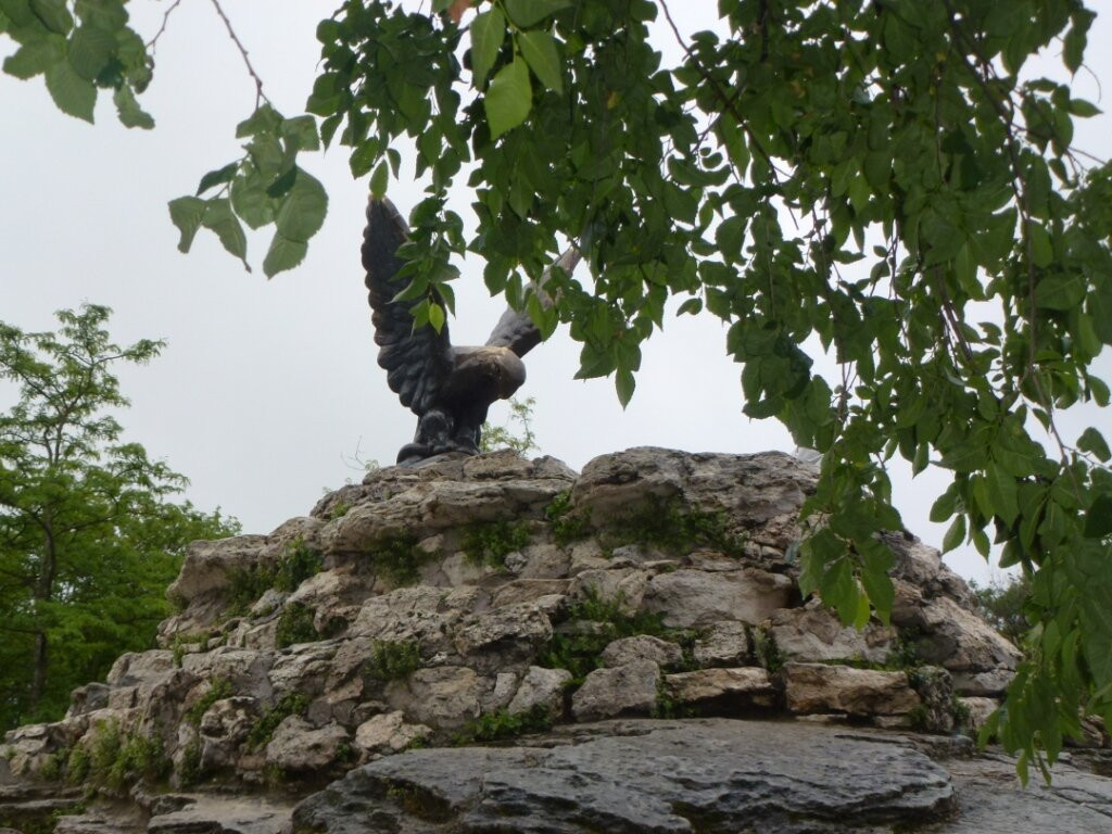 The Eagle Mounument景点图片