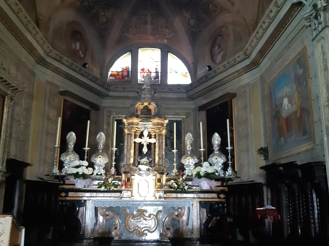 Chiesa di San Lorenzo Martire-Chignolo Po必去景点