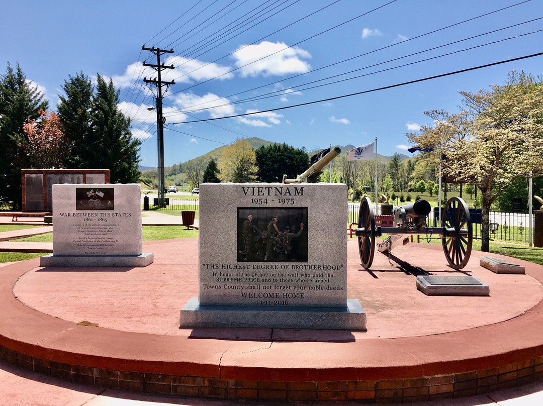 Towns County Veterans Memorial Park景点图片
