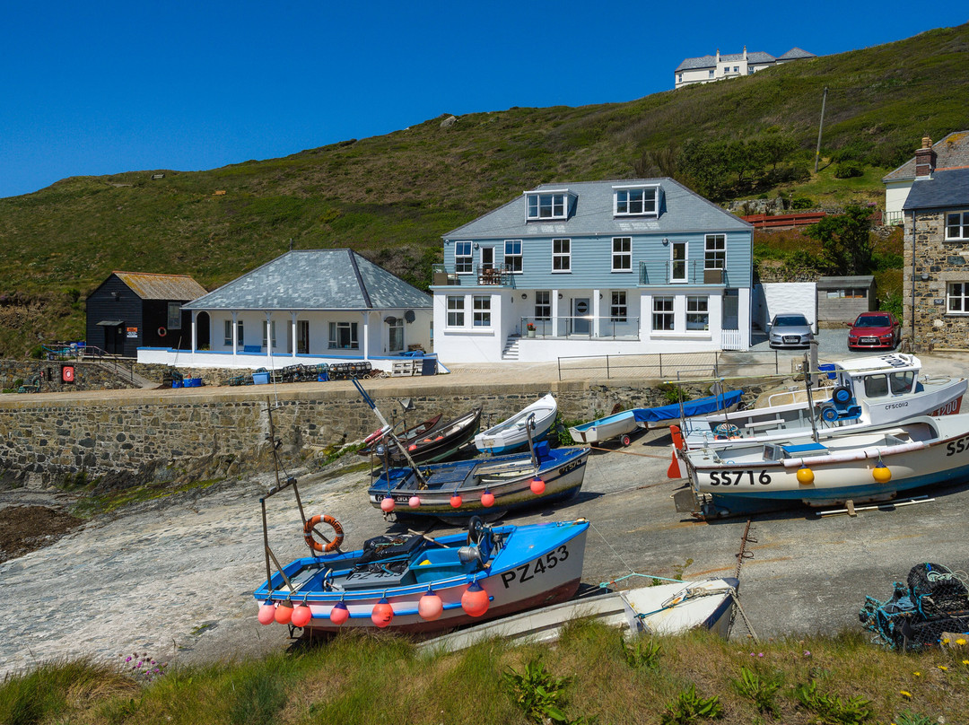 Mullion Cove Hotel Apartments