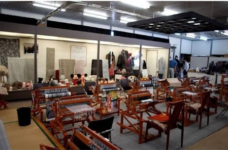 桥本市旅游景点-Pile Fabrics Resource Center