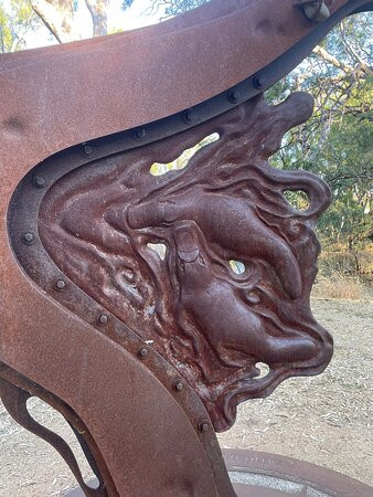 Axedale Platypus Compass-Axedale必去景点