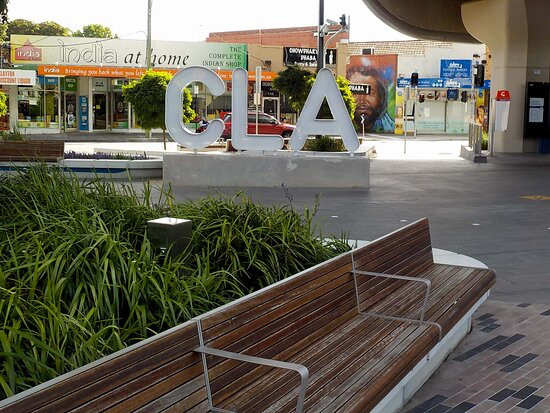 Clayton Railway Station景点图片