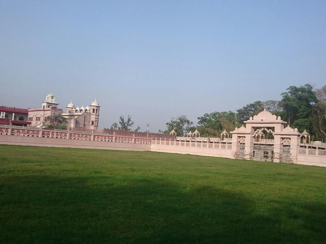 Shri Pindori Dham Temple景点图片