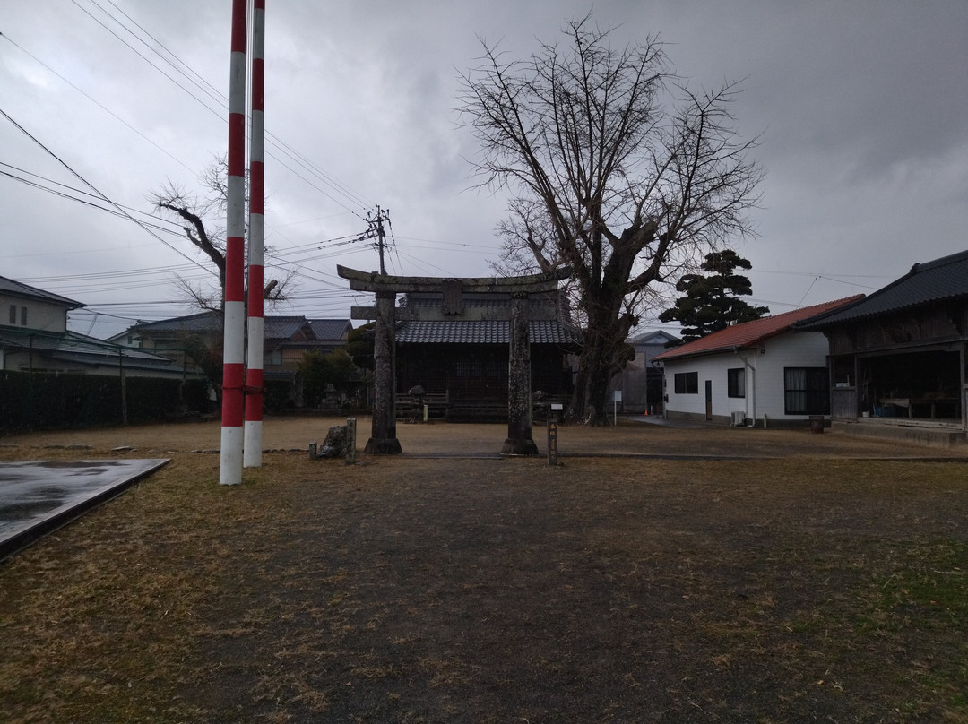 Oouo Shrine景点图片