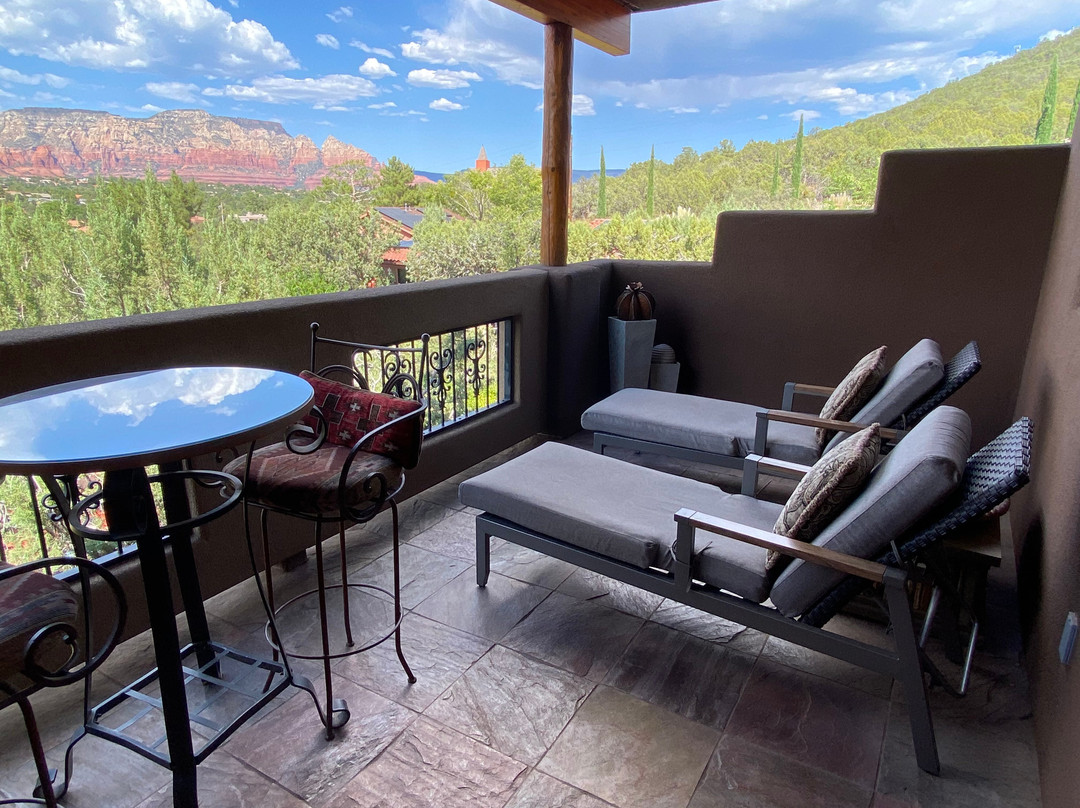 夕阳住宿加早餐旅馆主图