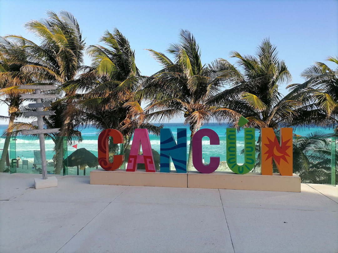 火烈鸟酒店主图