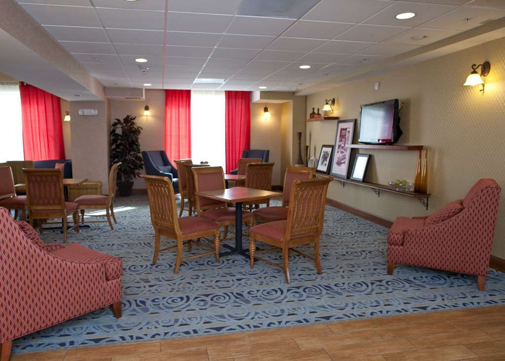 Hampton Inn & Suites Pittsburg主图