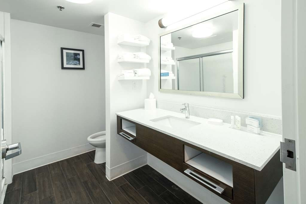 Hampton Inn & Suites Huntsville Hampton Cove主图