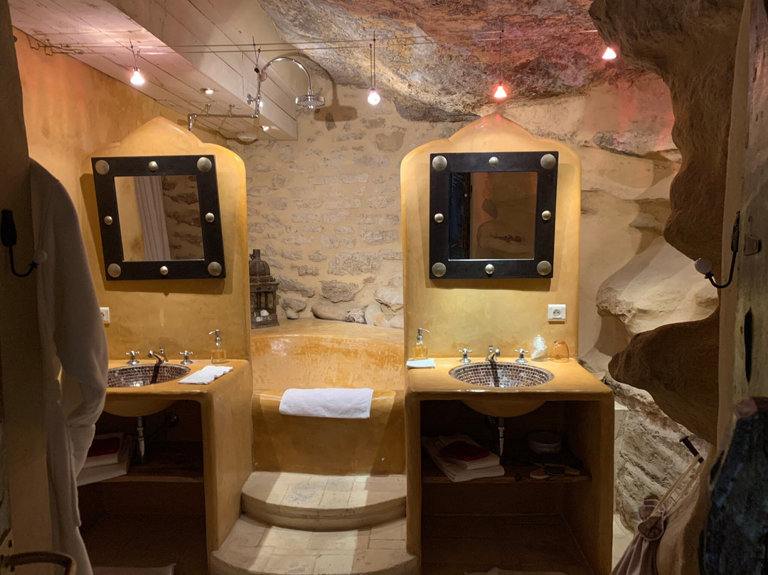 Le Clos Saint Saourde & SPA主图