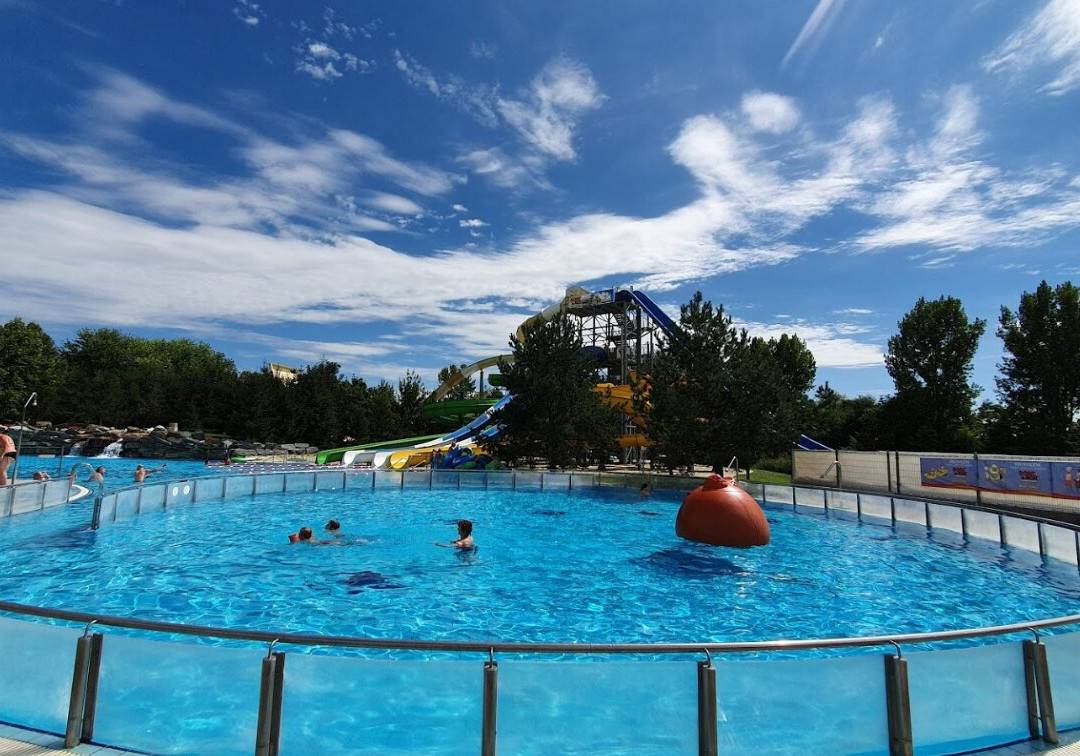 Lipot Thermal Bath and Spa景点图片